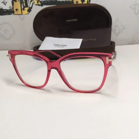 Gucci Red and Black Women's Glasses TF5704-B 066